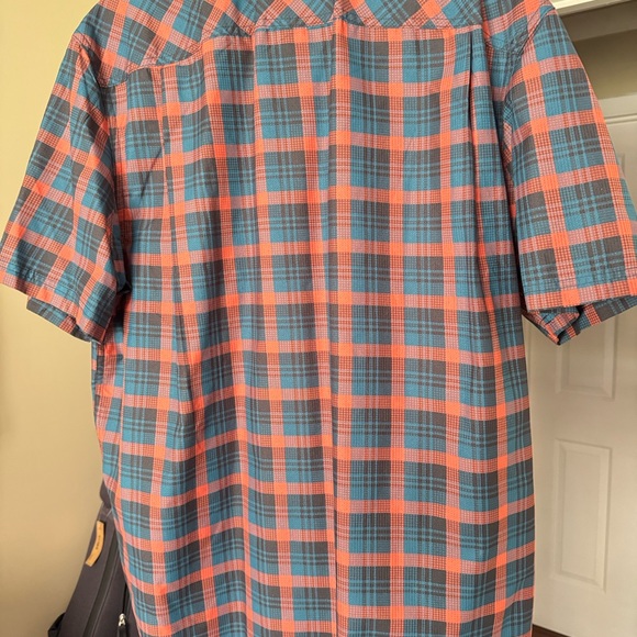 Duluth Men’s Large Button Down - Picture 3 of 3